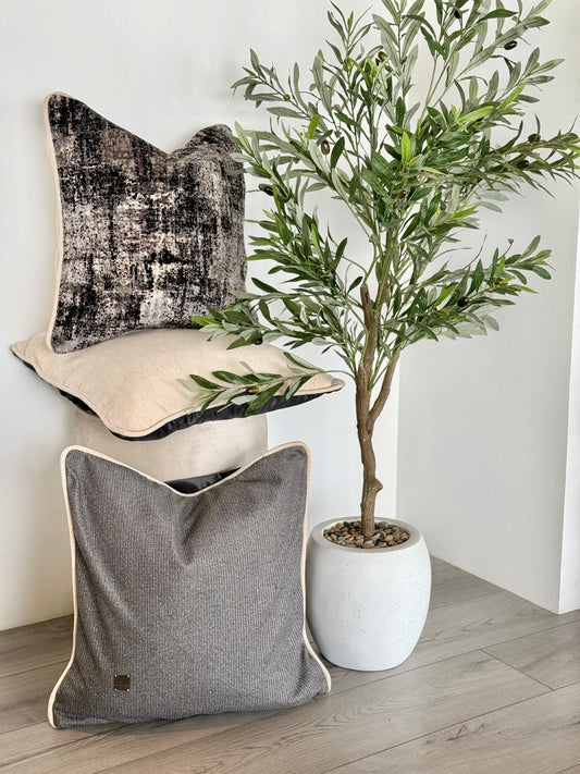 وسادة هوم سكوير رمادية داكنة – راحة فائقة