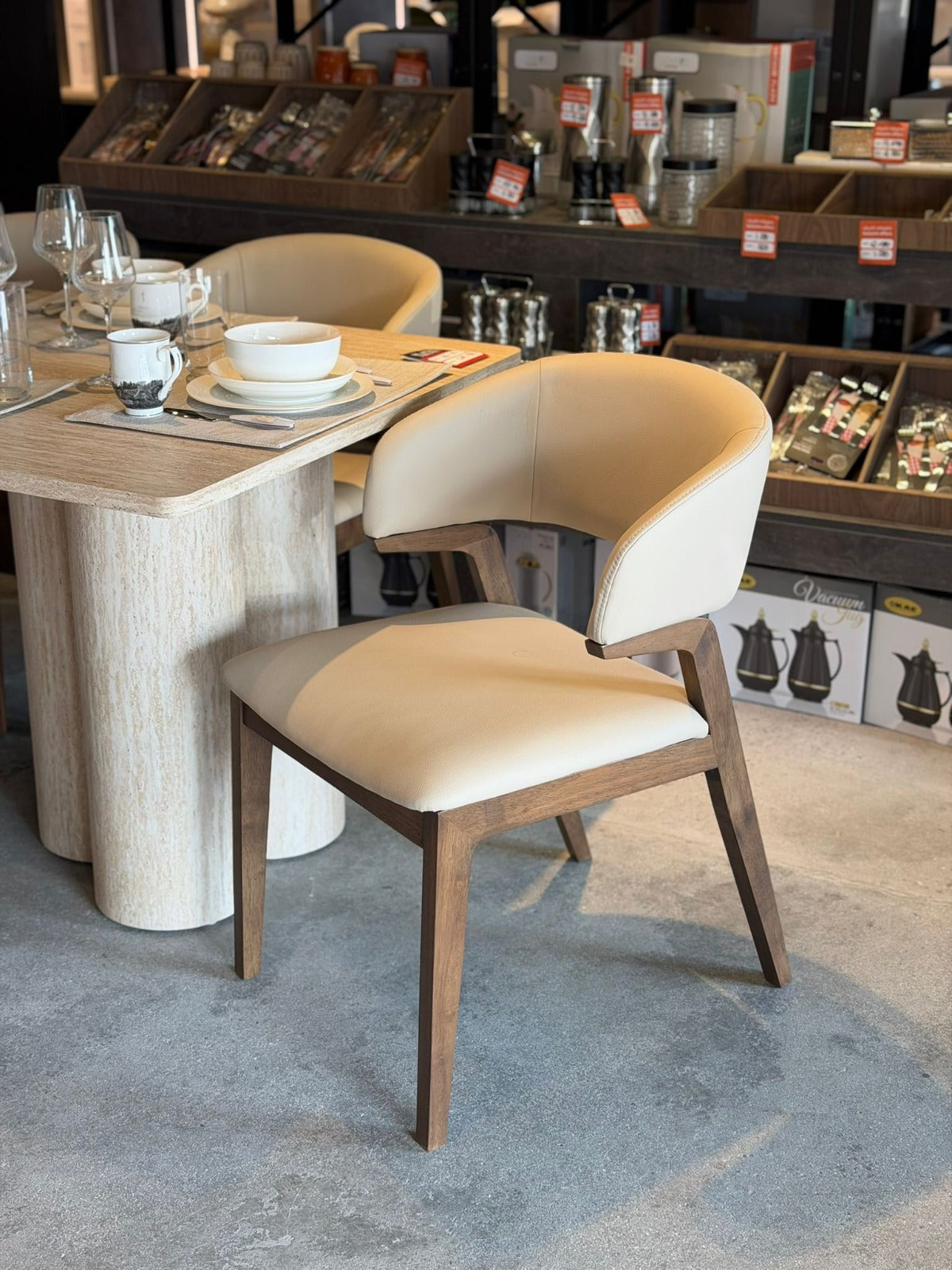 MSD-FUR-DC-NOVA-F0173-001