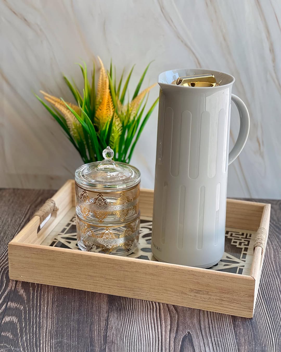 VACUUM JUG -A-WHITE