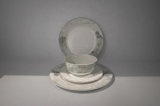 طقم عشاء فاخر مكون من 18 قطعة