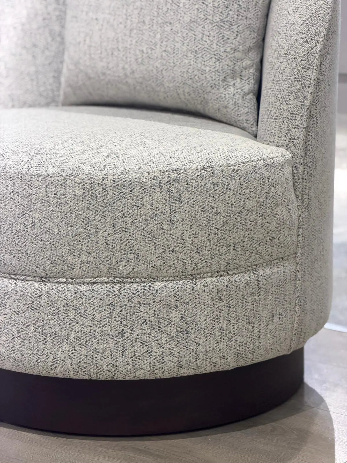 msd-fur-arm-forma-0925-husk